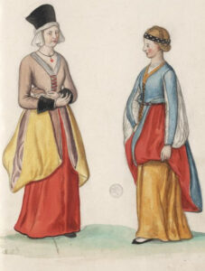 Two ladies in Irish 16th Century costume | Beirt bhan in éide an 16ú haois